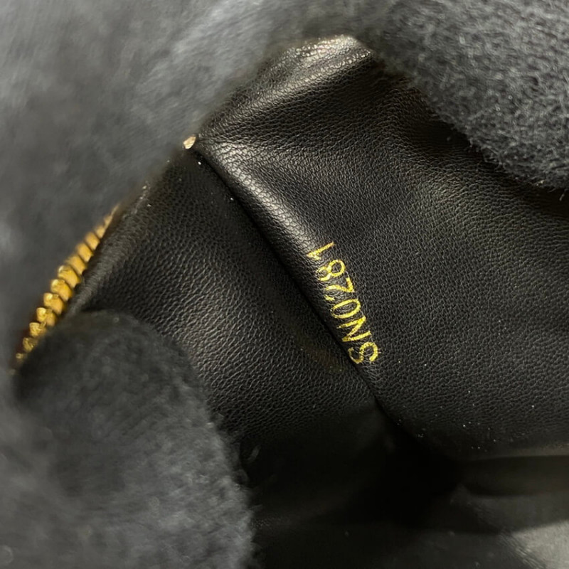 Replica Louis Vuitton Capucines Bb M59061 Black/Arizona Beige