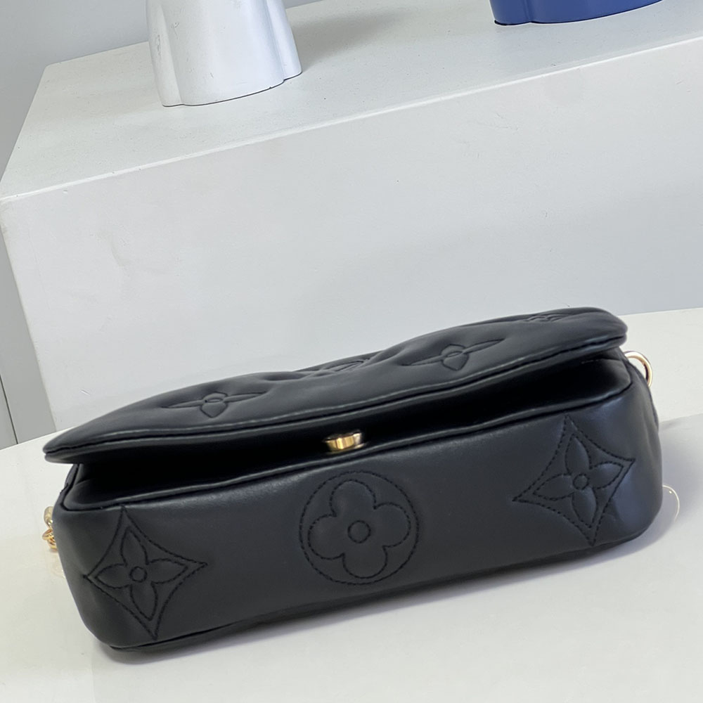 Replica Louis Vuitton Aaa- Wallet On Strap Bubblegram
