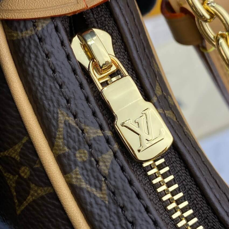 Replica Louis Vuitton Monogram Canvas Loop Bag M81098