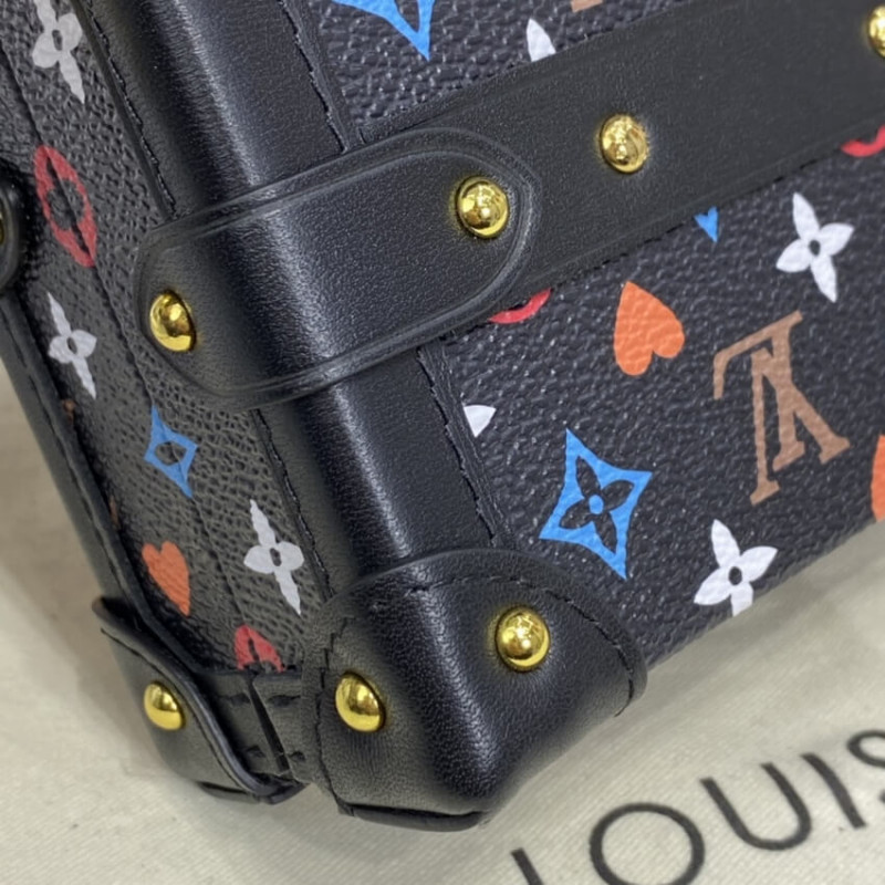 Replica Louis Vuitton Game On Petite Malle M57454