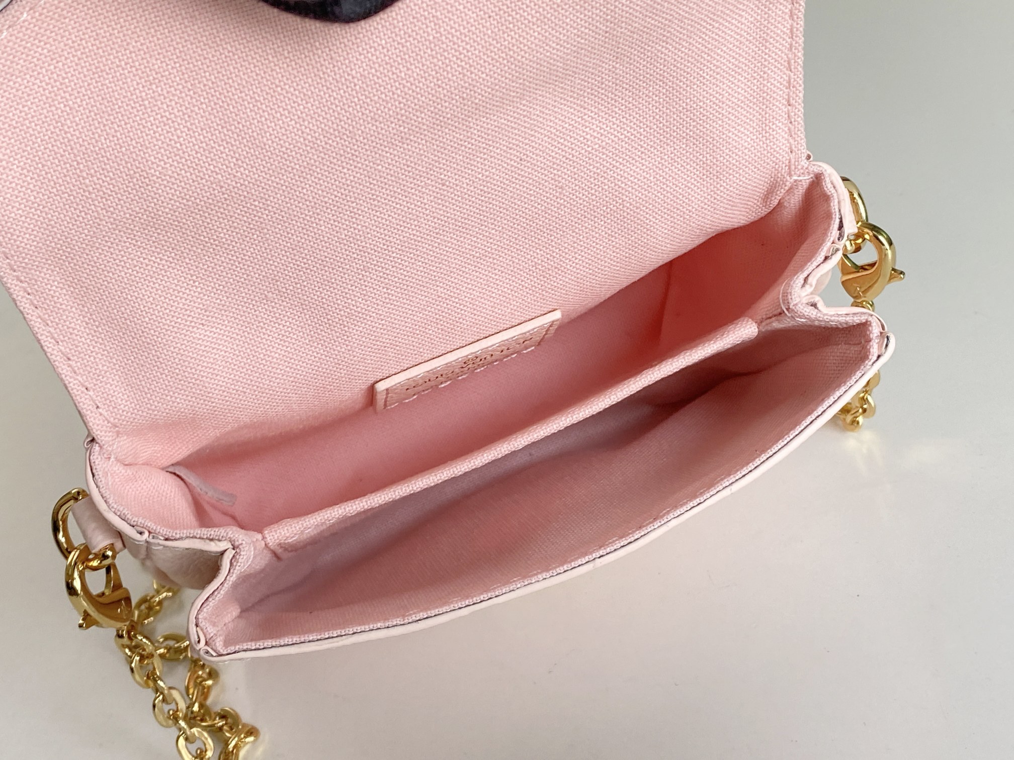 Replica Louis Vuitton Pochette Micro Metis Bag