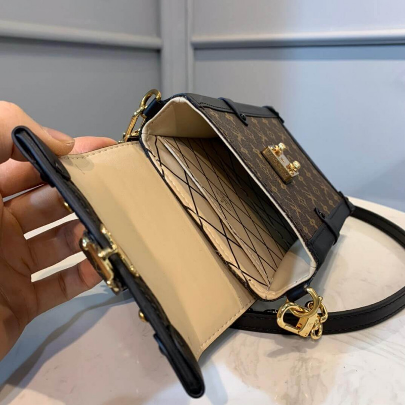 Replica Louis Vuitton Vertical Trunk Pochette M63913