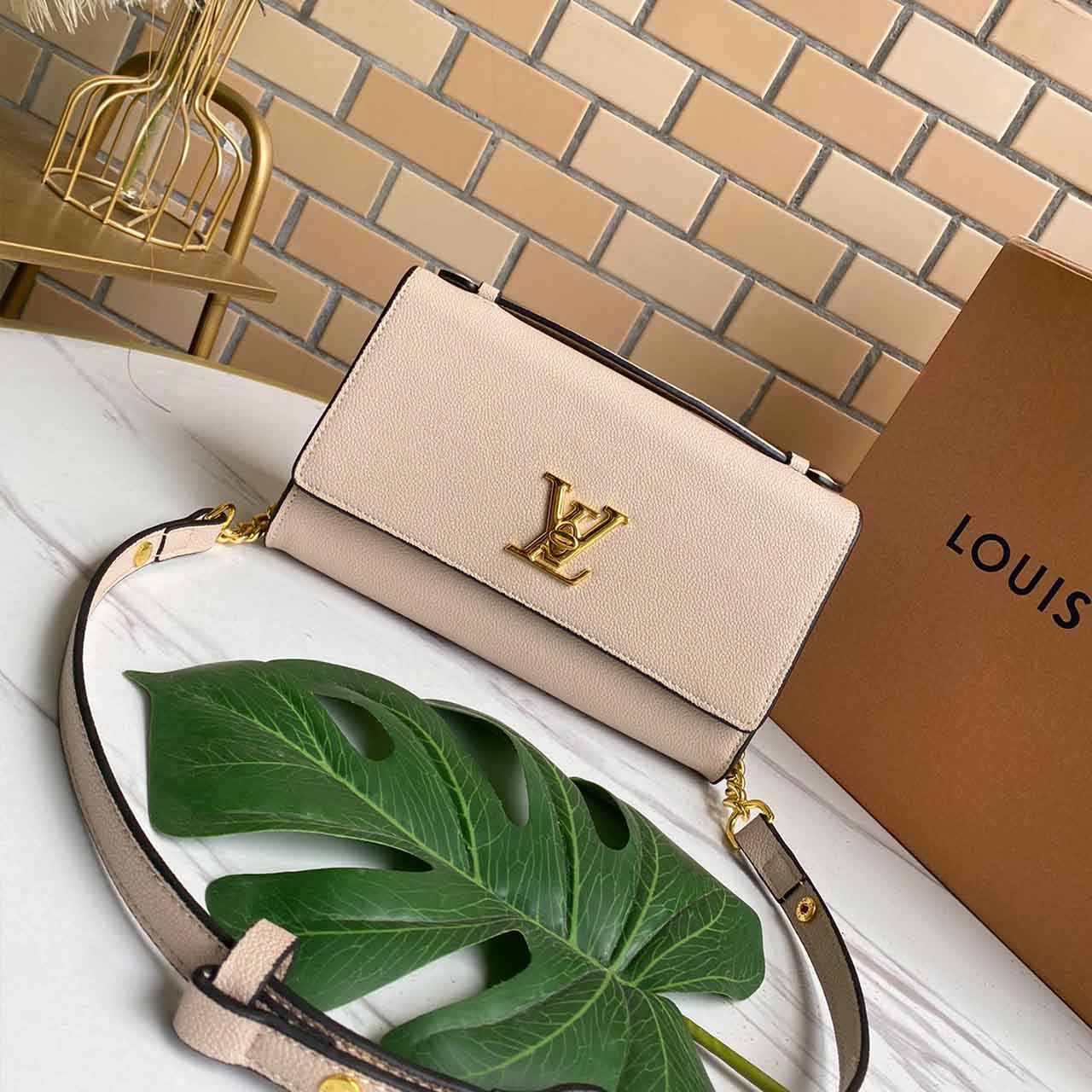 Replica Louis Vuitton Lockme Clutch M56088 Pink/Blue/Black