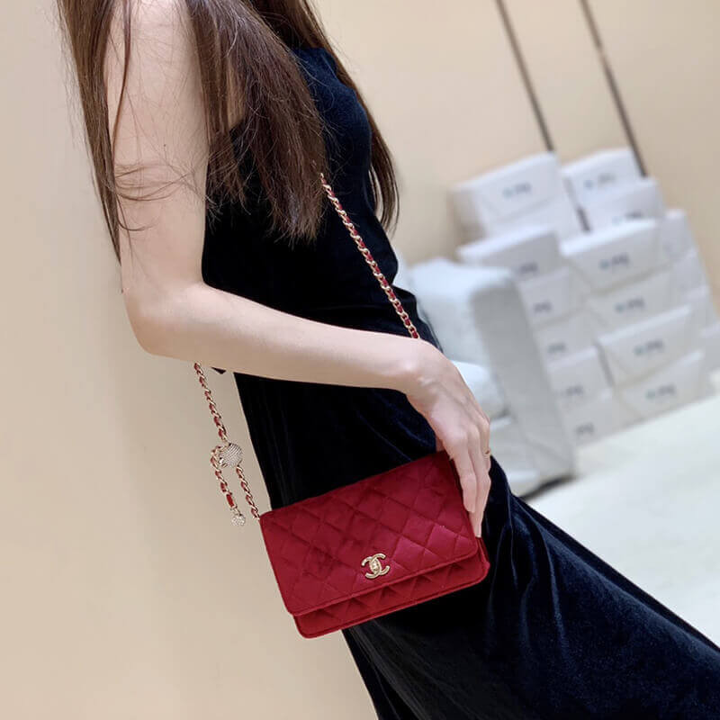 Replica Chanel Woc With Cc Details On Strap Ap1450 In Velvet