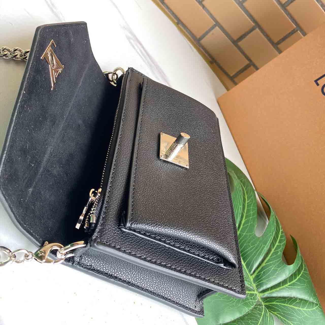 Replica Louis Vuitton Mylockme Chain Bag M55902 Black