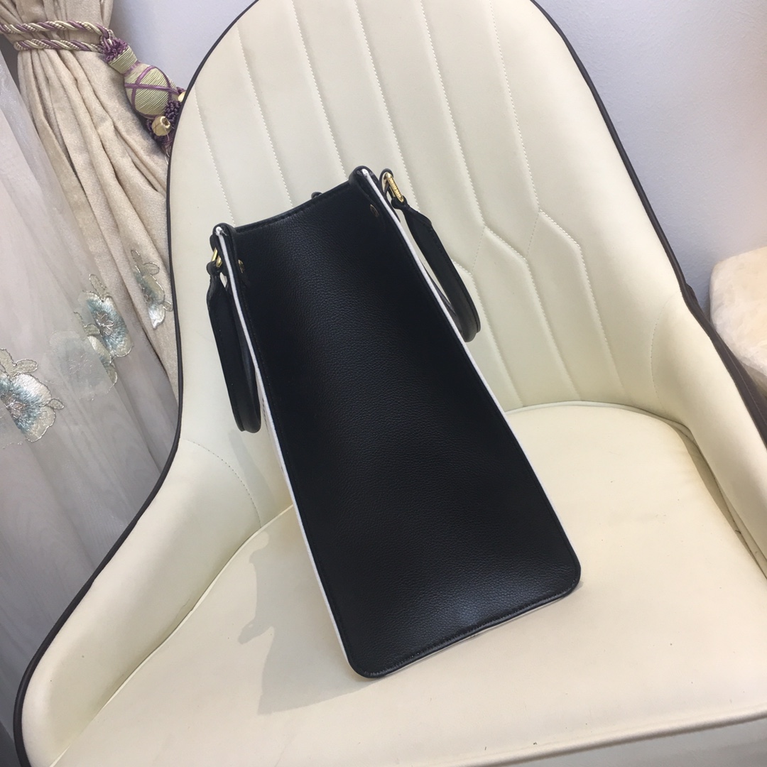 Replica Louis Vuitton Onthego Mm M44568