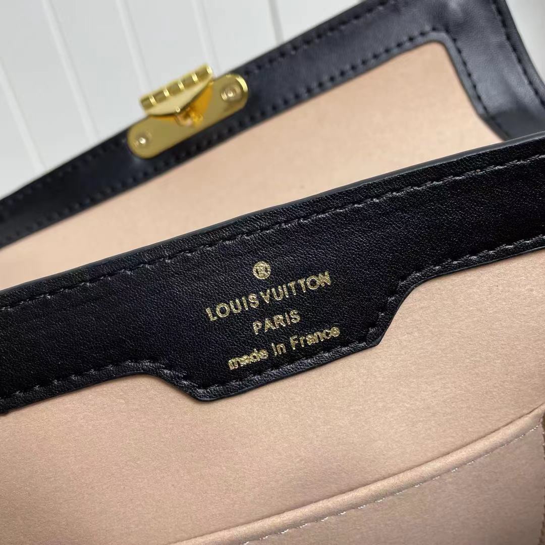 Replica Louis Vuitton Trianon Pm Handbag In Monogram