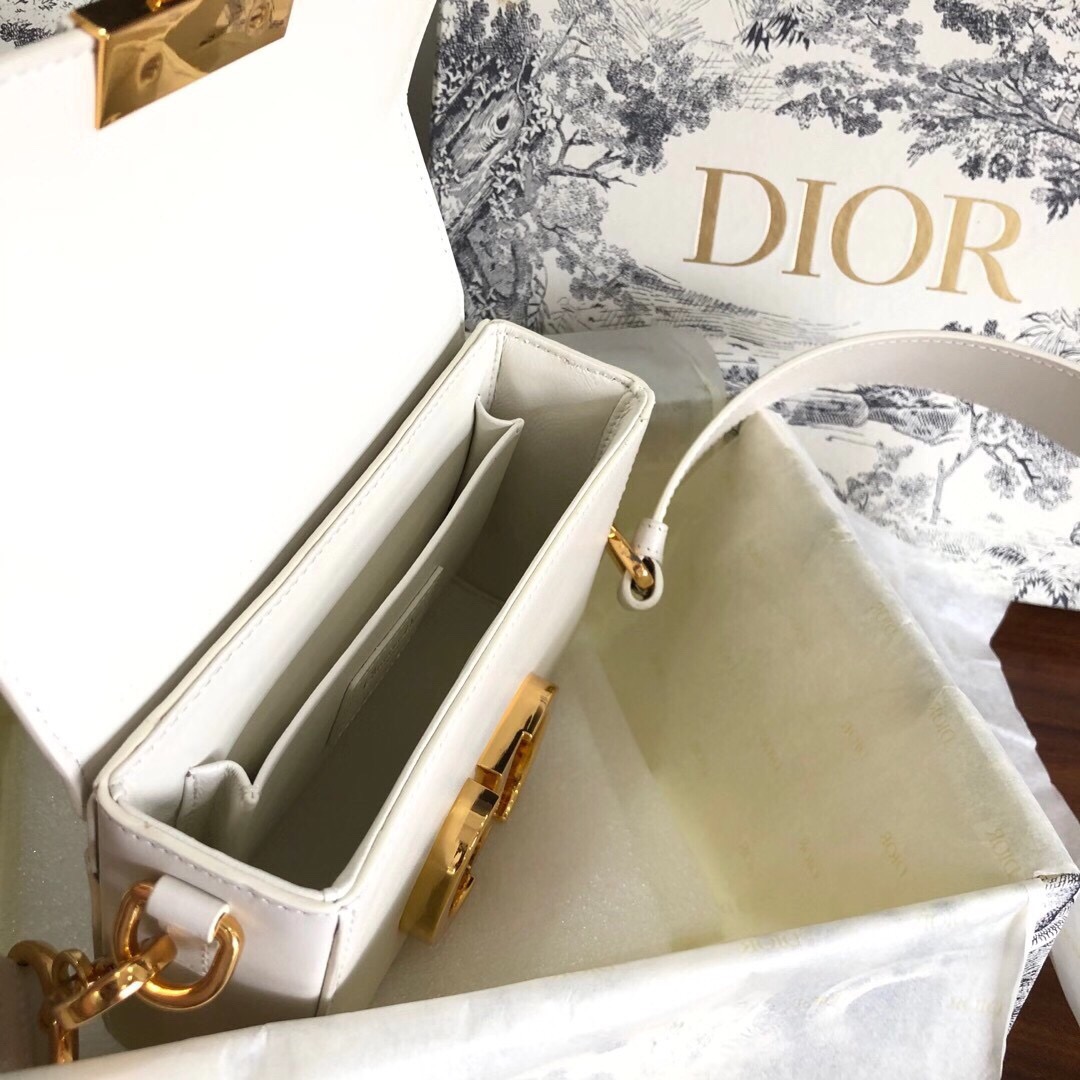Replica Dior 30 Montaigne Box Bag M9204