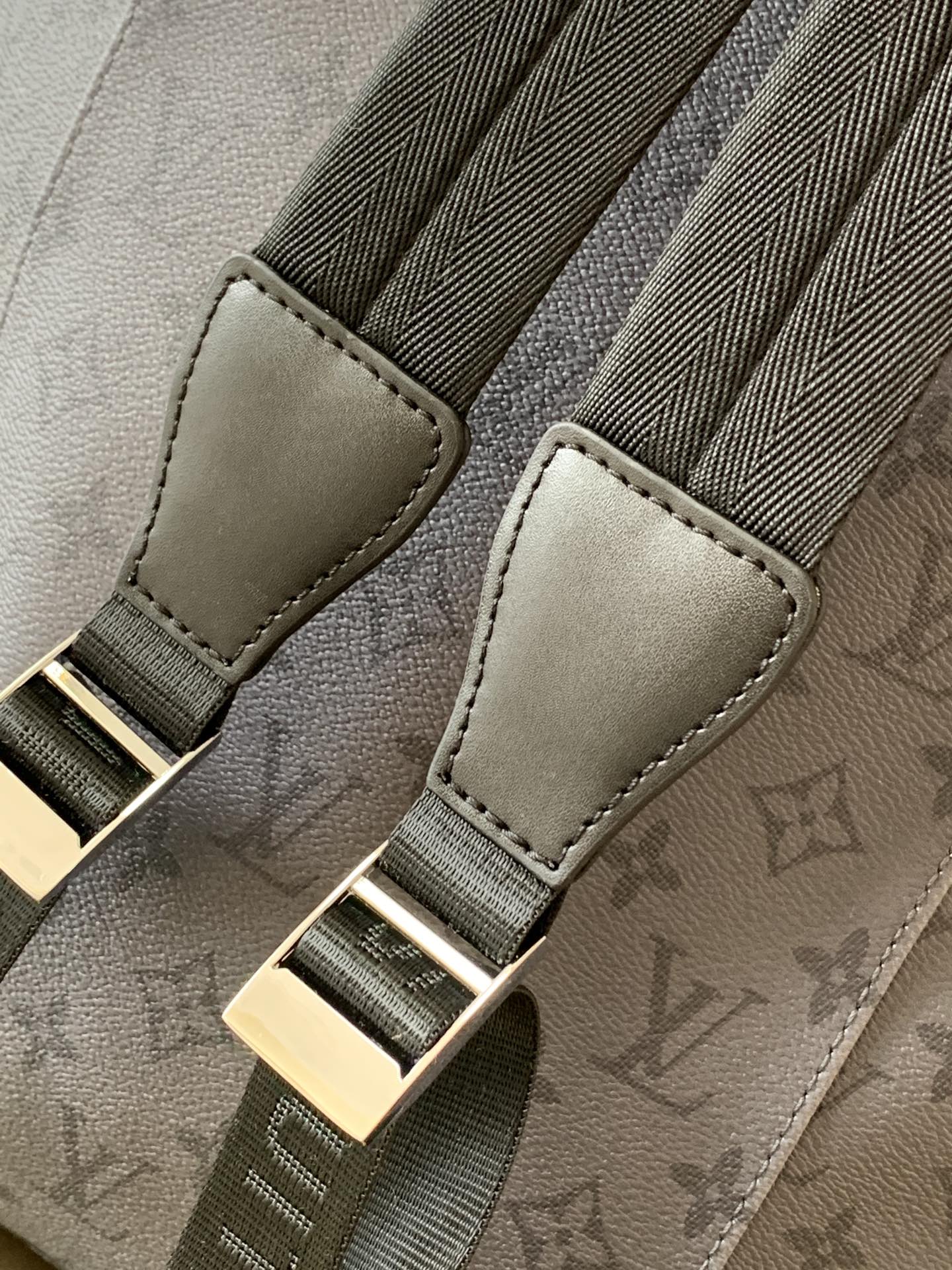 Replica Louis Vuitton Aaa-Christopher Pm M45419