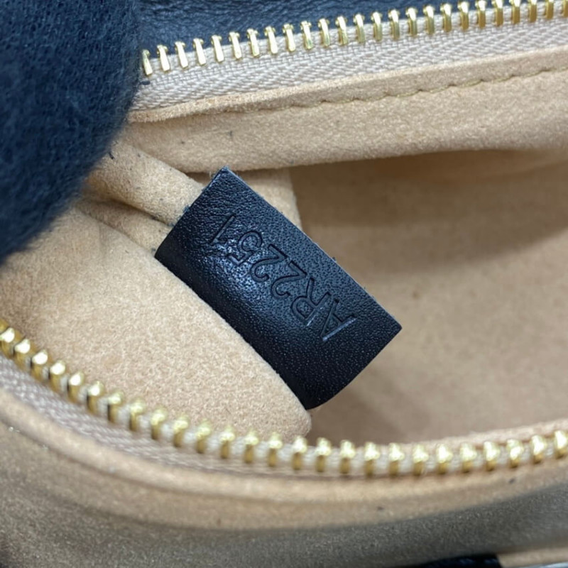 Replica Louis Vuitton Monogram Canvas Trianon Pm M45908