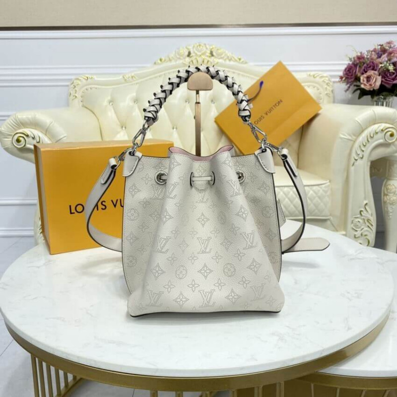 Replica Louis Vuitton Mahina Leather Muria M57526