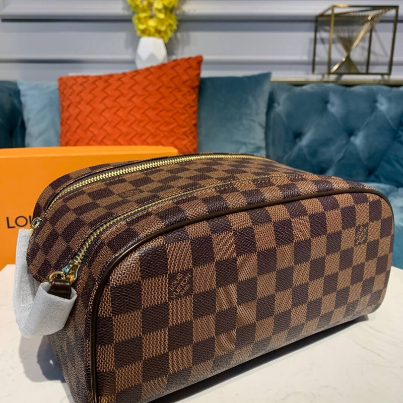 Replica Louis Vuitton Damier Ebene King Size Toiletry Bag N47527