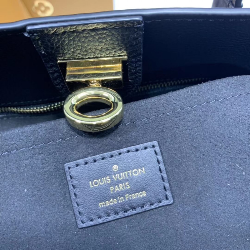 Replica Louis Vuitton On My Side Bag M55933