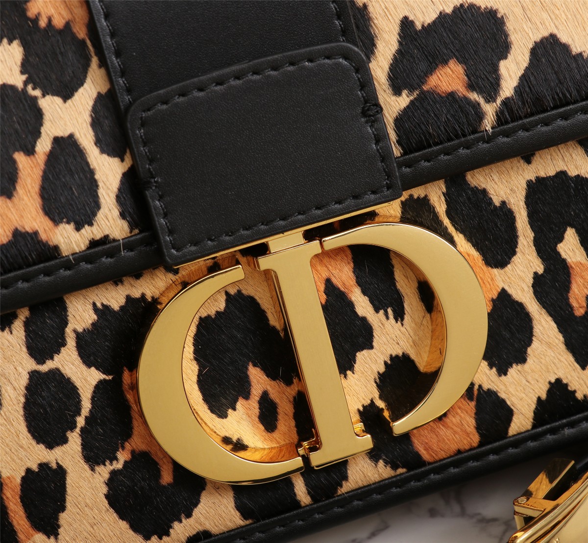 Replica Dior Aaa-Leopard 30 Montaigne Bag