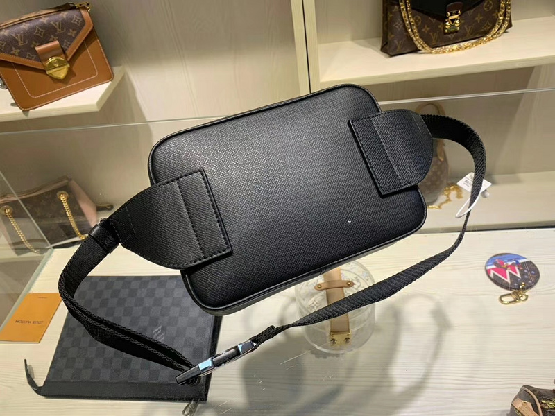 Replica Louis Vuitton Outdoor Bumbag M33438