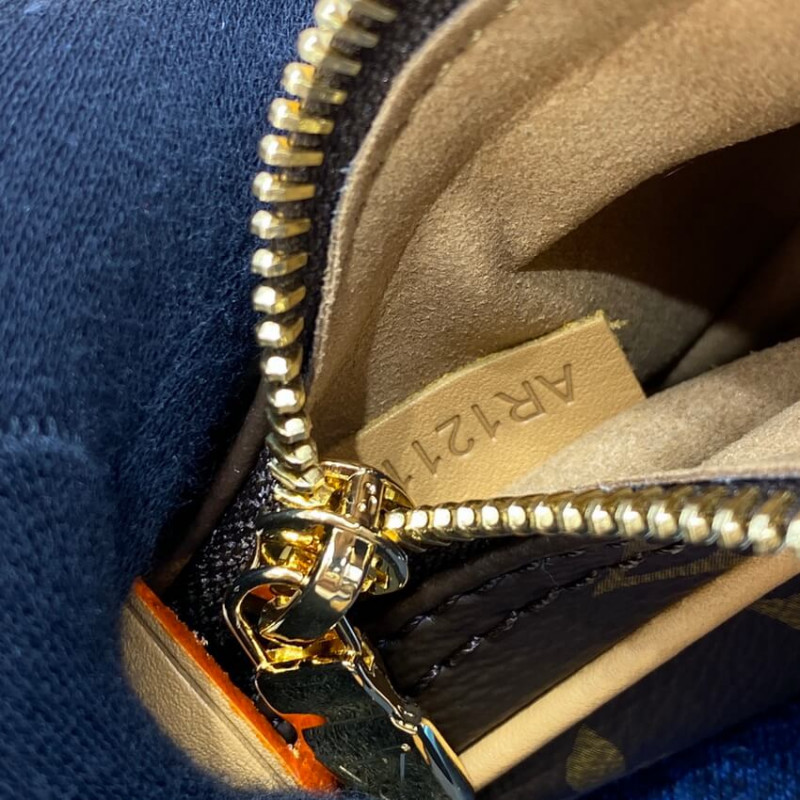 Replica Louis Vuitton Monogram Canvas Loop Bag M81098