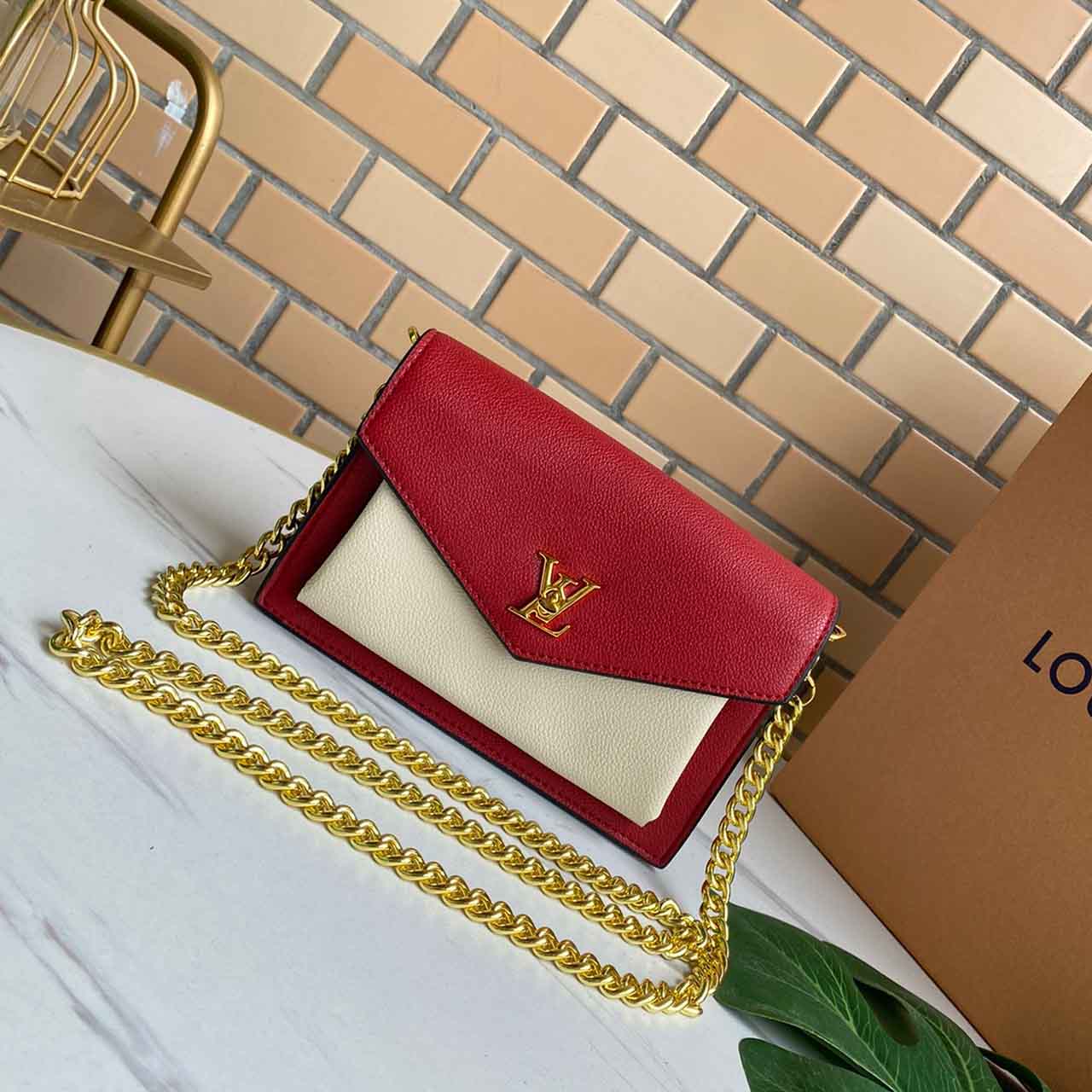 Replica Louis Vuitton Mylockme Chain Bag M56641 Red/Pink White