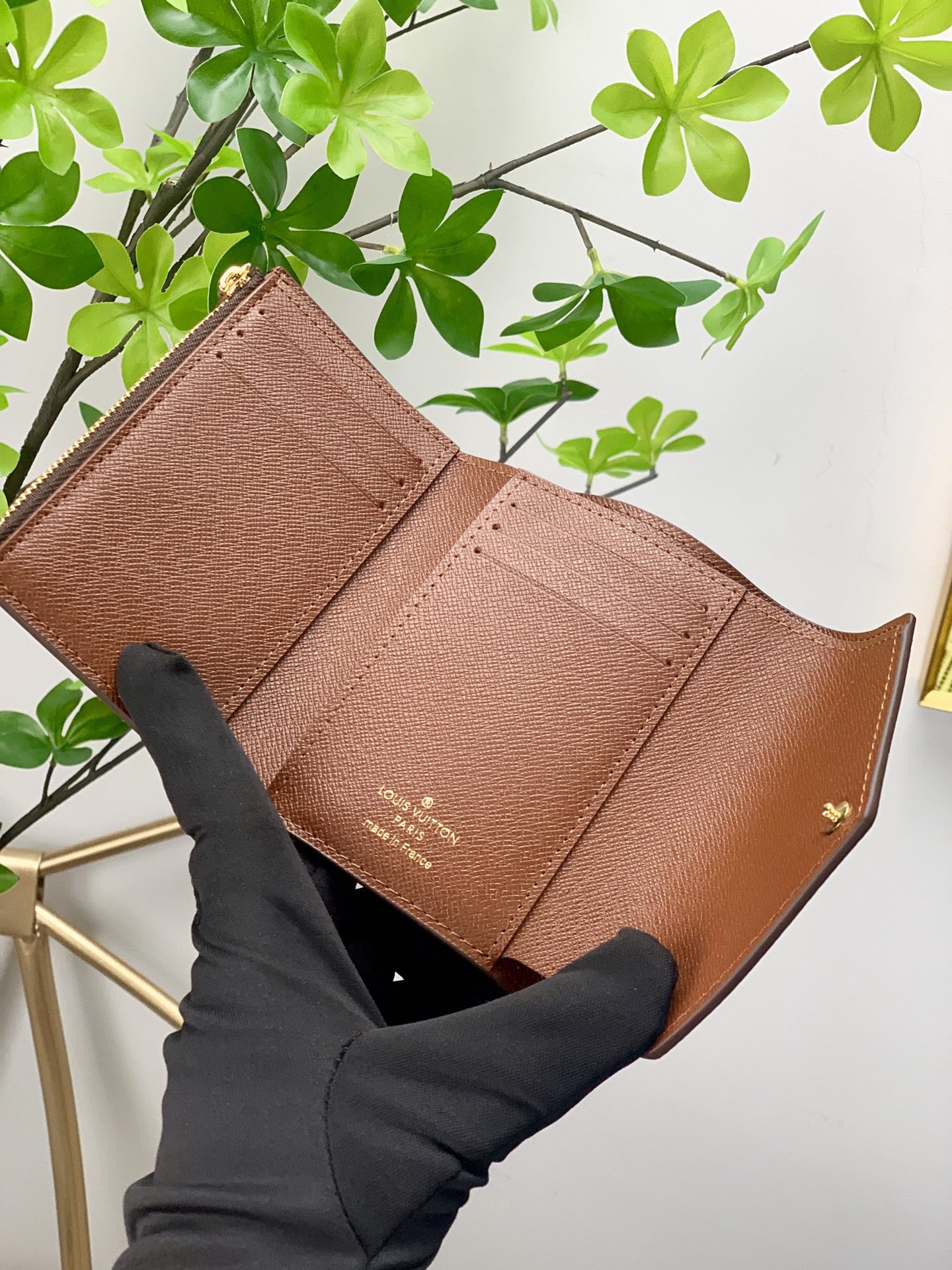 Replica Louis Vuitton Monogram Victorine Wallet M62472