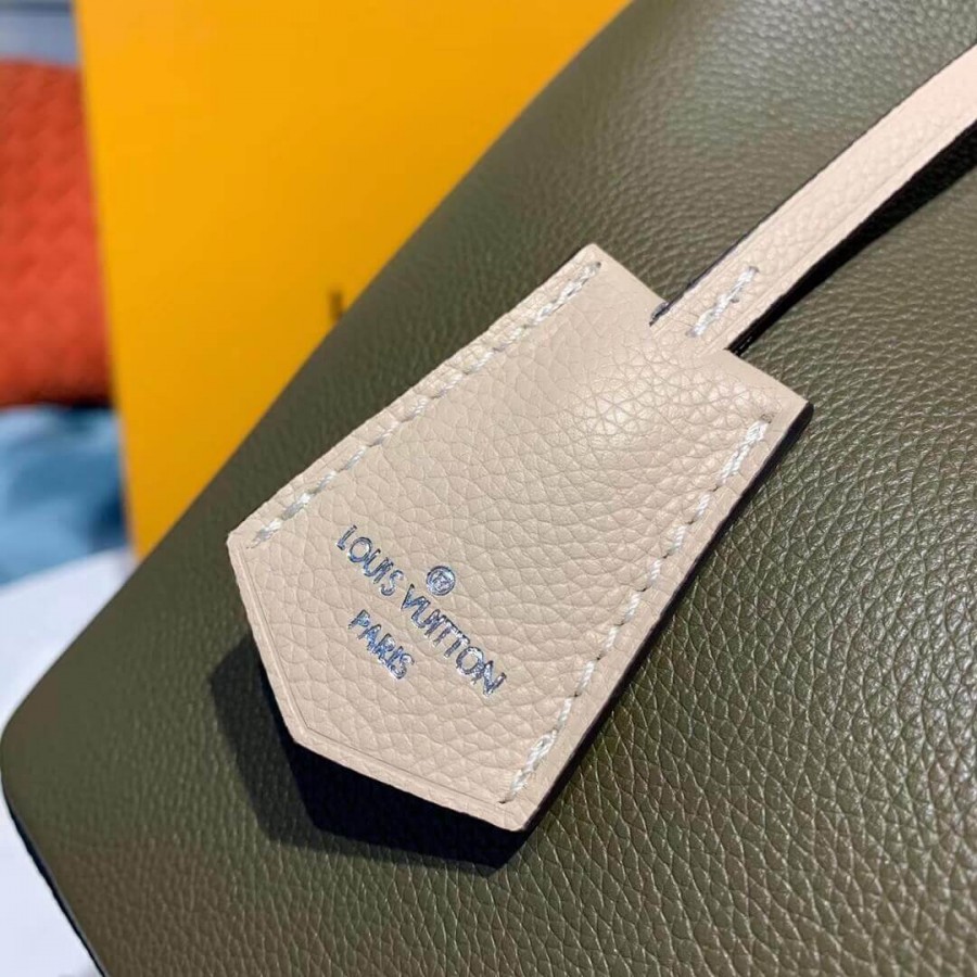 Replica Louis Vuitton Calfskin Leather Lockme Bucket M55439