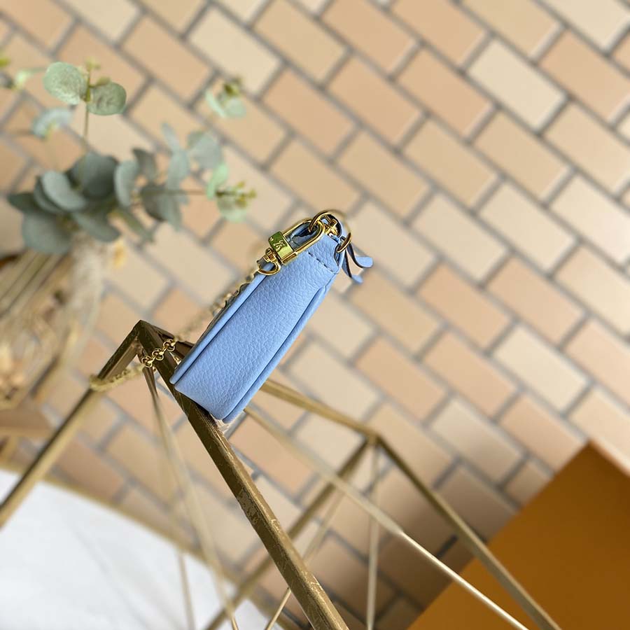 Replica Louis Vuitton By The Pool Mini Pochette Accessoires