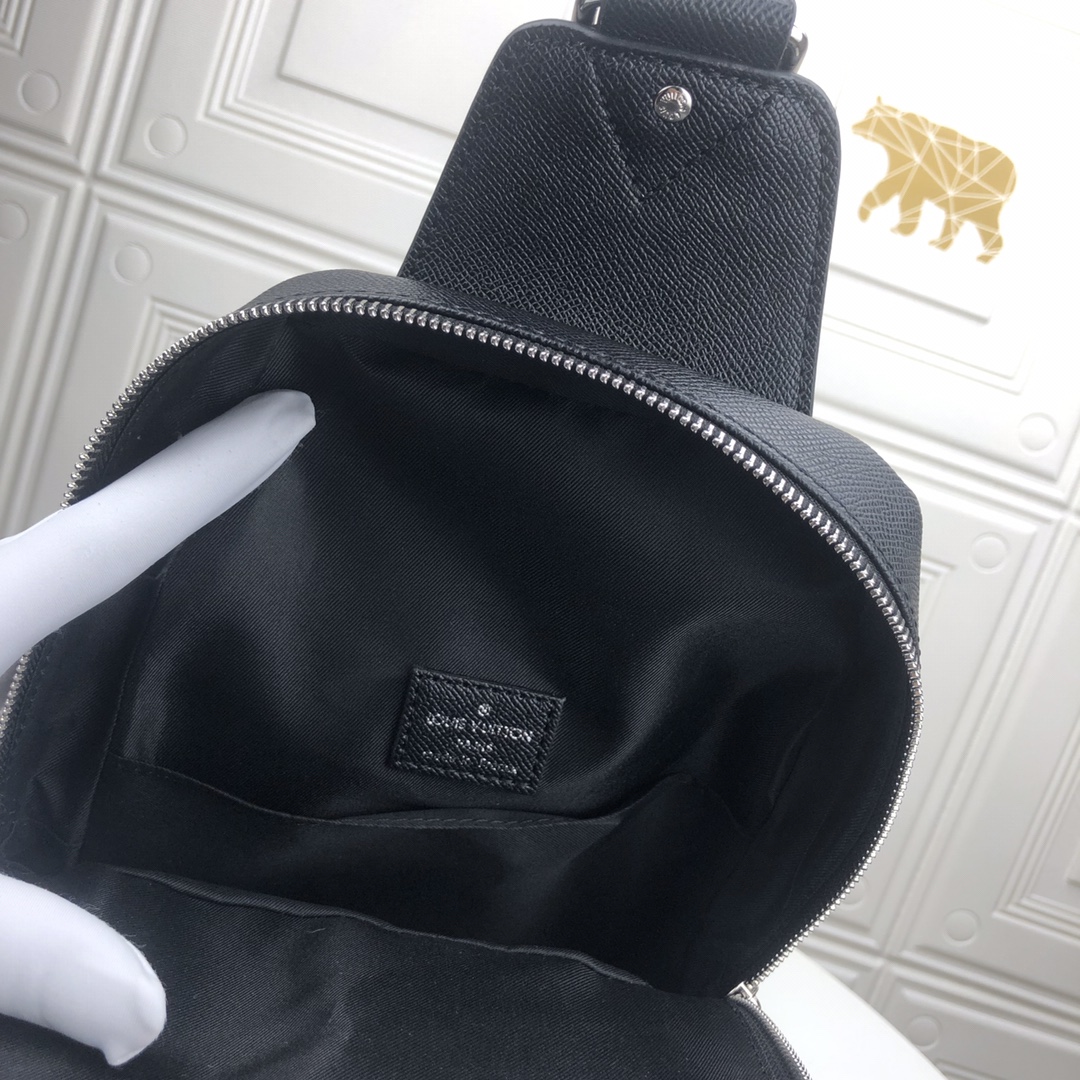 Replica Louis Vuitton Avenue Sling Bag M30443
