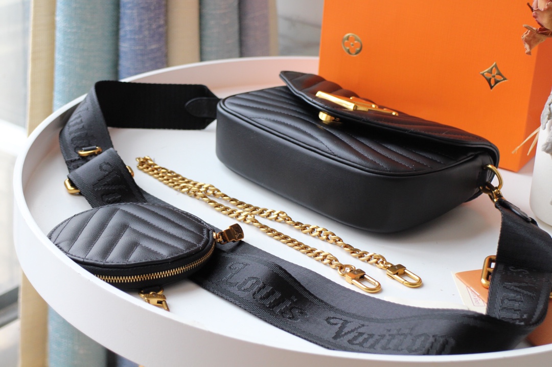 Replica Louis Vuitton New Wave Multi-Pochette M56471