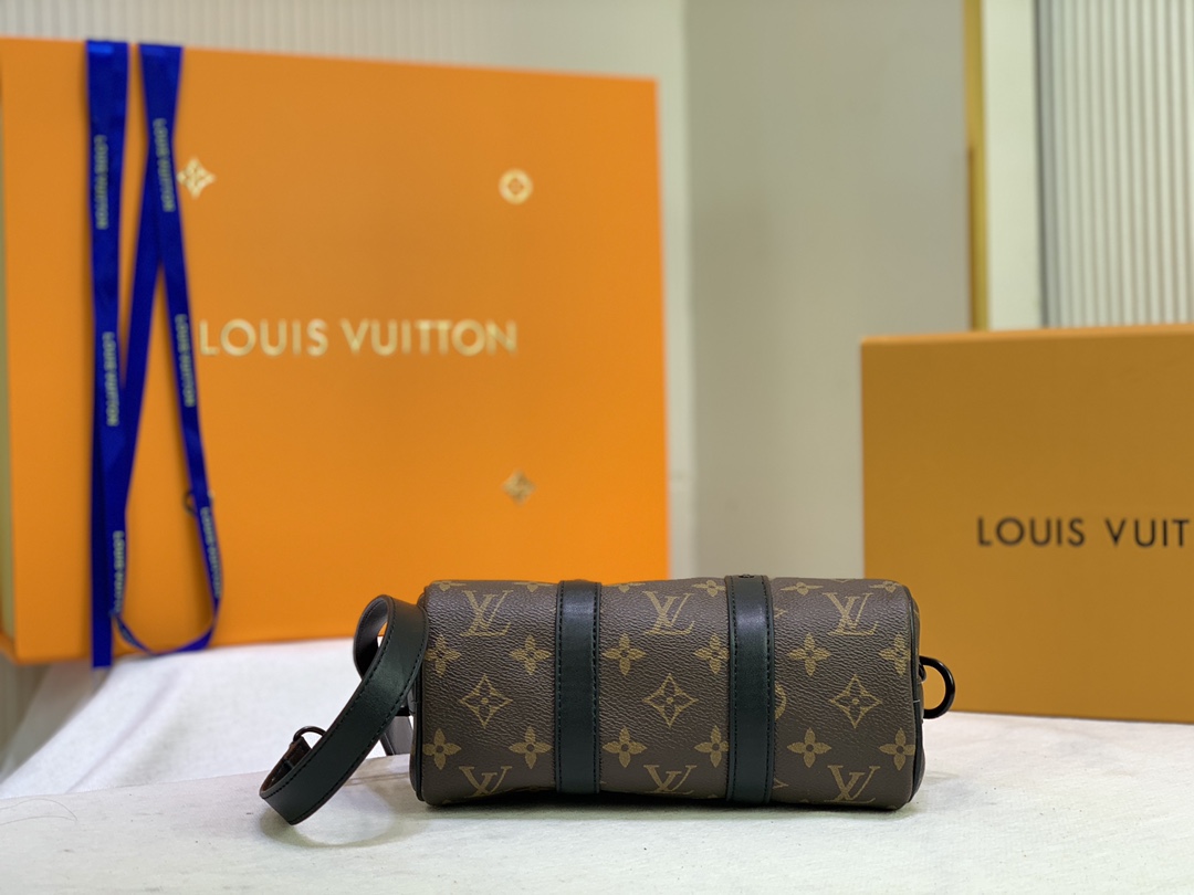 Replica Louis Vuitton Keepall Xs Monogram Seal Version