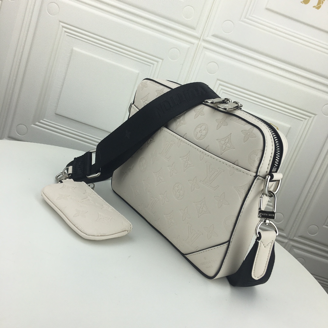 Replica Louis Vuitton Trio Messenger Embossed M69443 White/Black