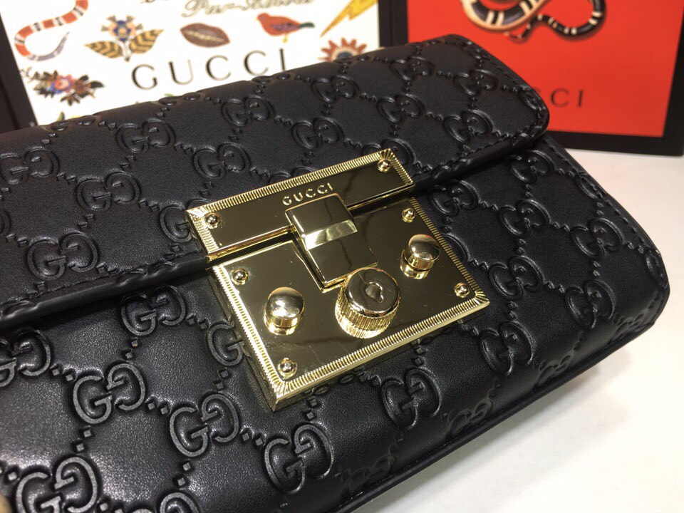 Replica Gucci Padlock Small Signature Shoulder Bag 409487