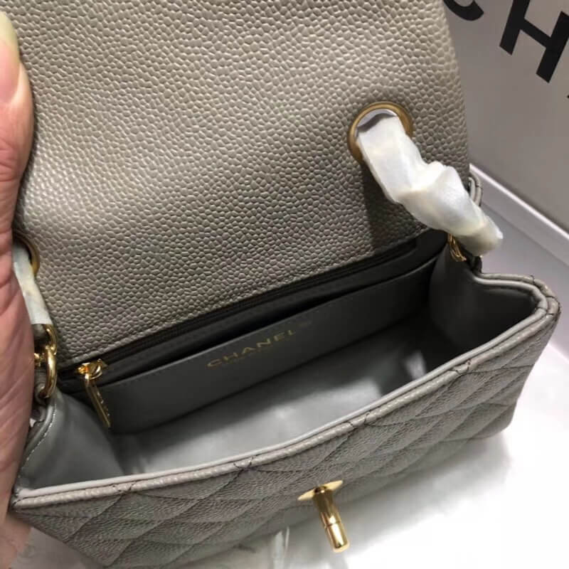 Replica Chanel Caviar Leathe 17Cm Classic Flap Bag 1115