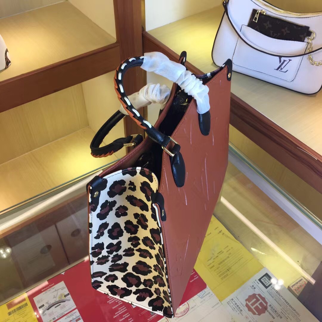 Replica Louis Vuitton Leopard-Print Sides Onthego Black/Brown