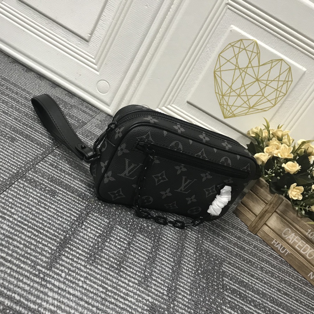 Replica Louis Vuitton Pochette Volga M68321