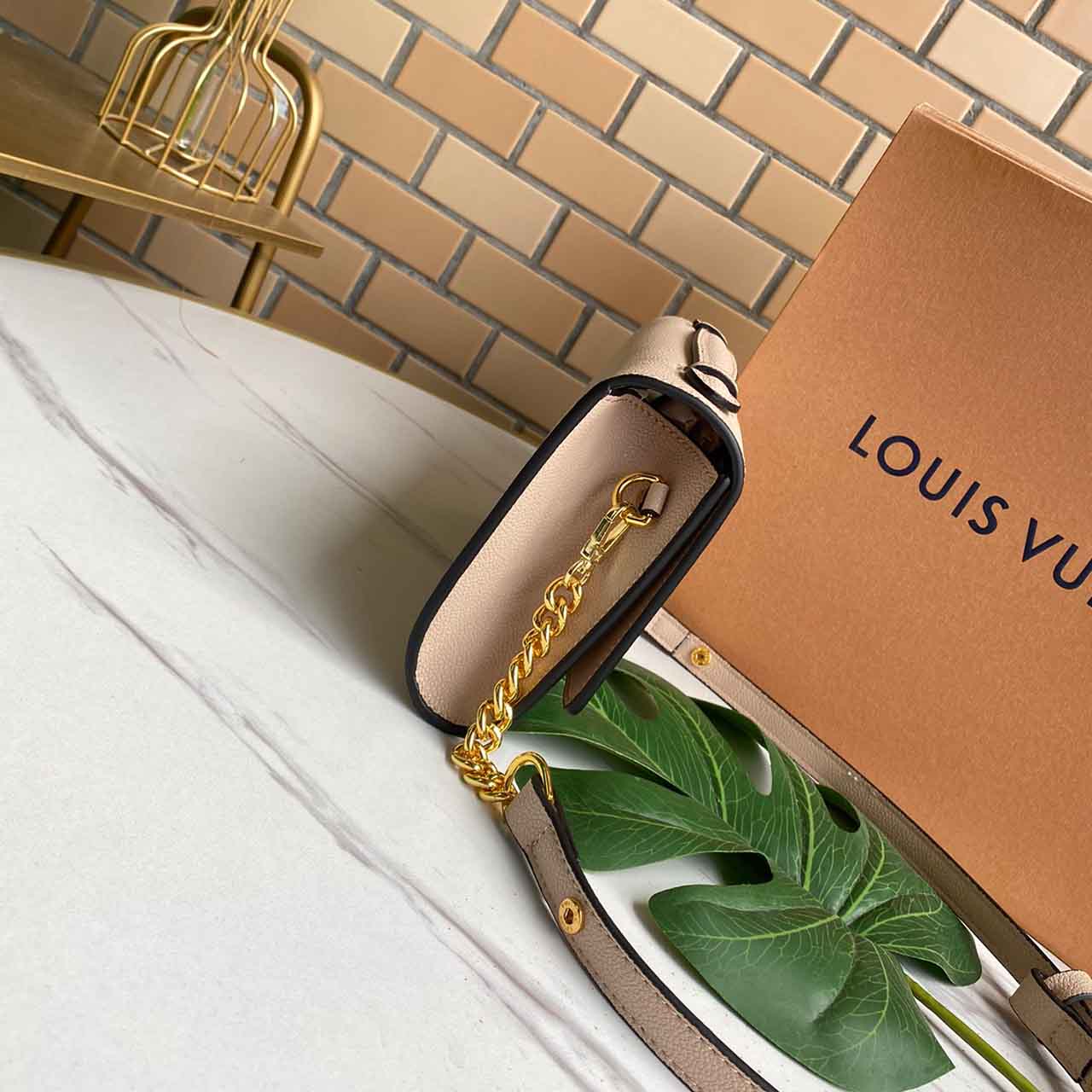 Replica Louis Vuitton Lockme Clutch M56088 Pink/Blue/Black