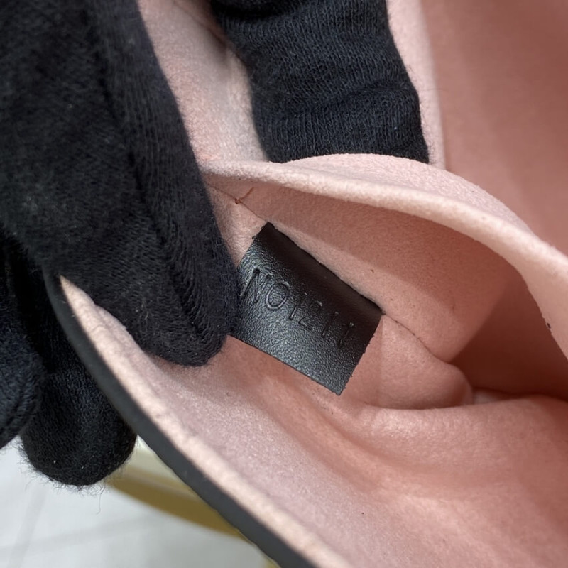 Replica Louis Vuitton Epi Leather Twist Mm M59026 Gold Cipango