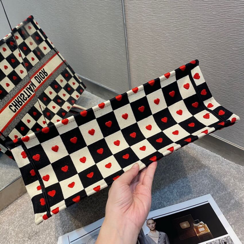 Replica Christian Dior Dioramour Book Tote D-Chess Heart Embroidery M1286