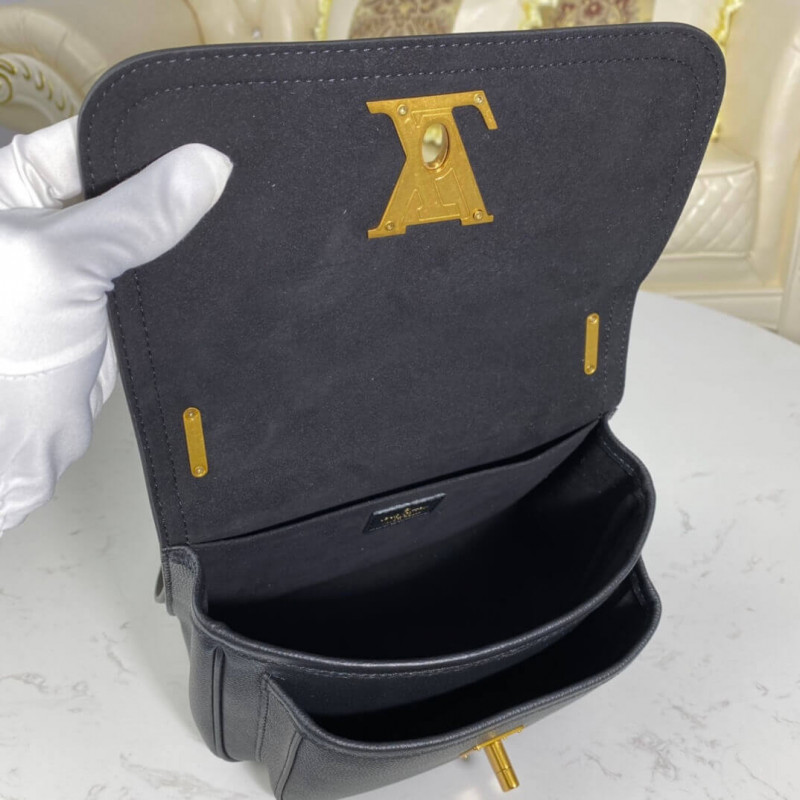 Replica Louis Vuitton Lockme Chain Pm M57073