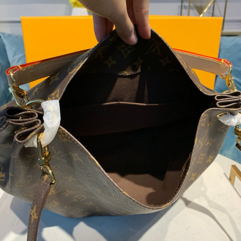 Replica Louis Vuitton Monogram Canvas Metis M40781