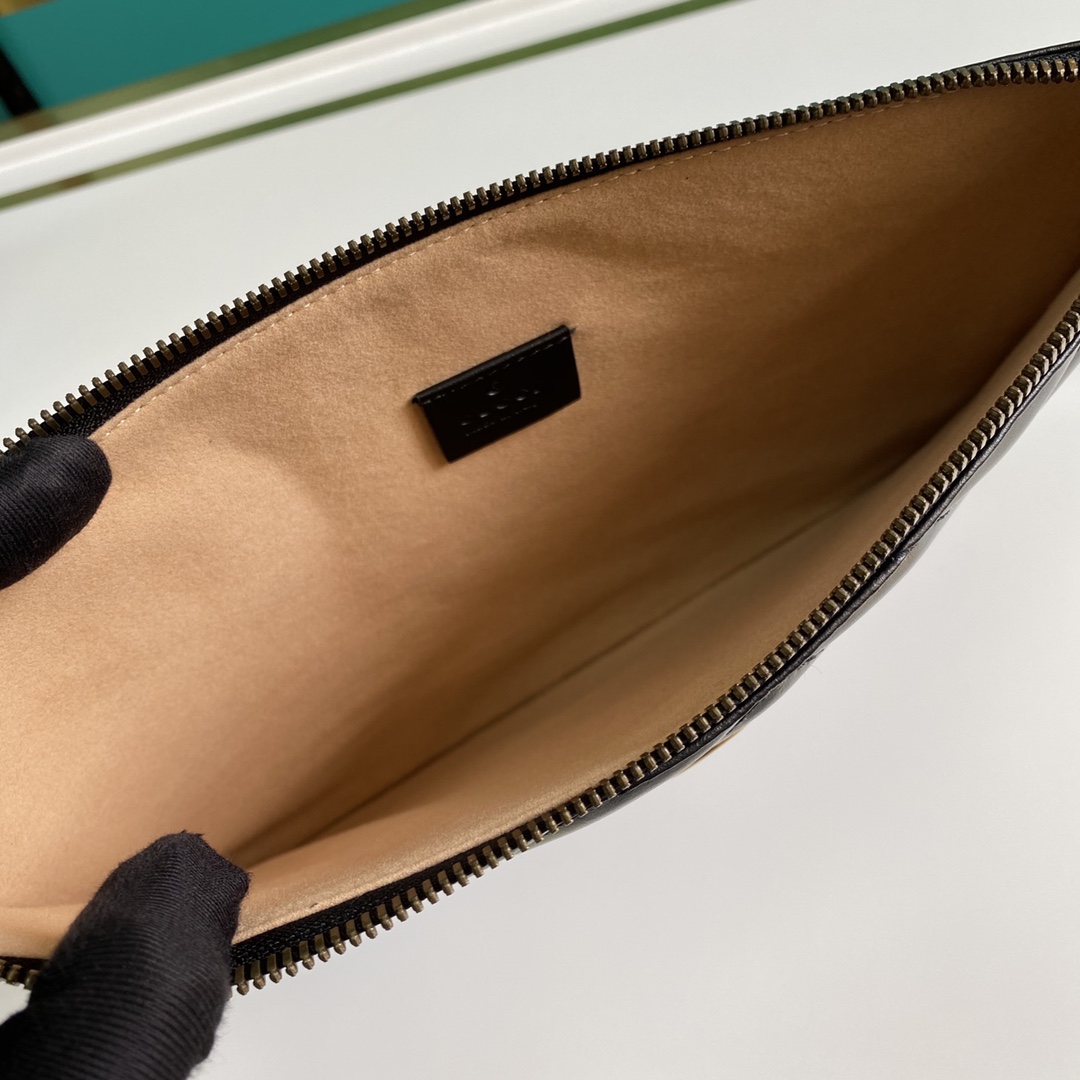 Replica Gucci Marmont Leather Pouch