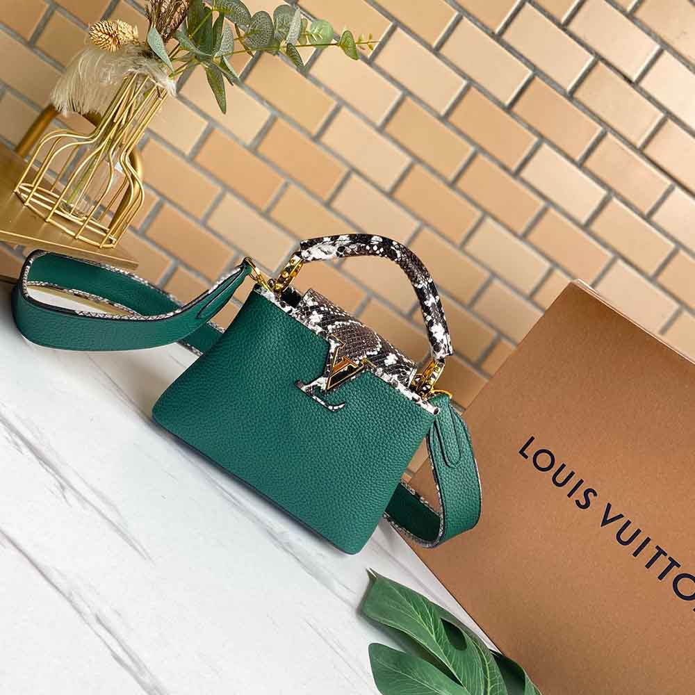 Replica Louis Vuitton Capucines Mini N80041