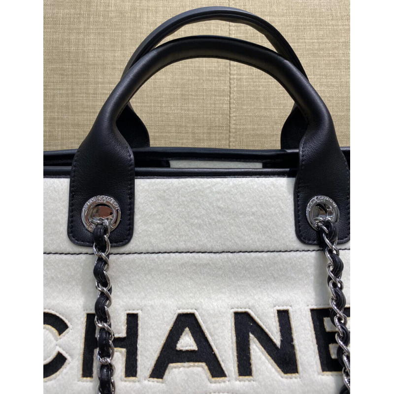 Replica Chanel Wool Felt Deauville Shopping Bag A60598 White/Black