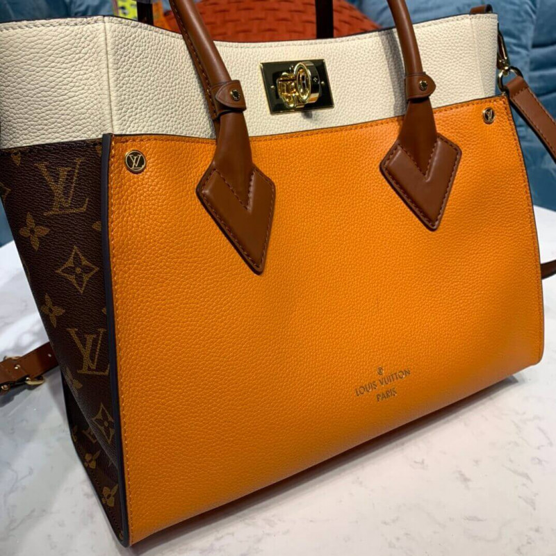Replica Louis Vuitton On My Side M56077