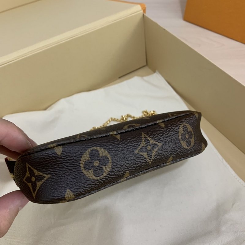 Replica Louis Vuitton Mini Pochette Accessoires M58009