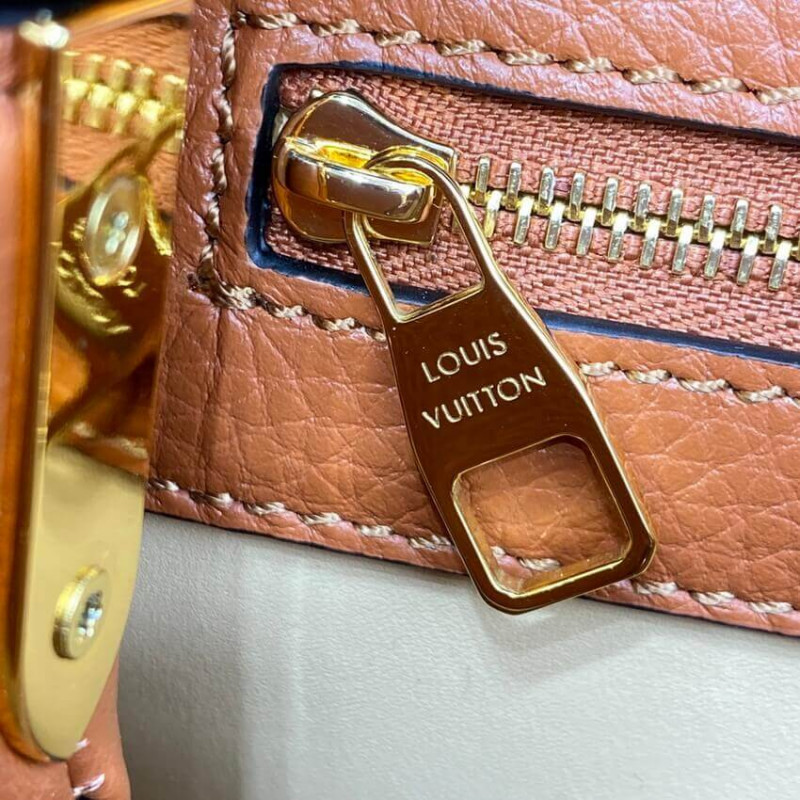 Replica Louis Vuitton Capucines Mm M59020 Gold/Noir