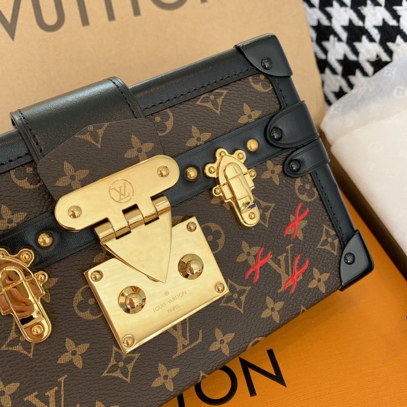 Replica Louis Vuitton Petite Malle M44199