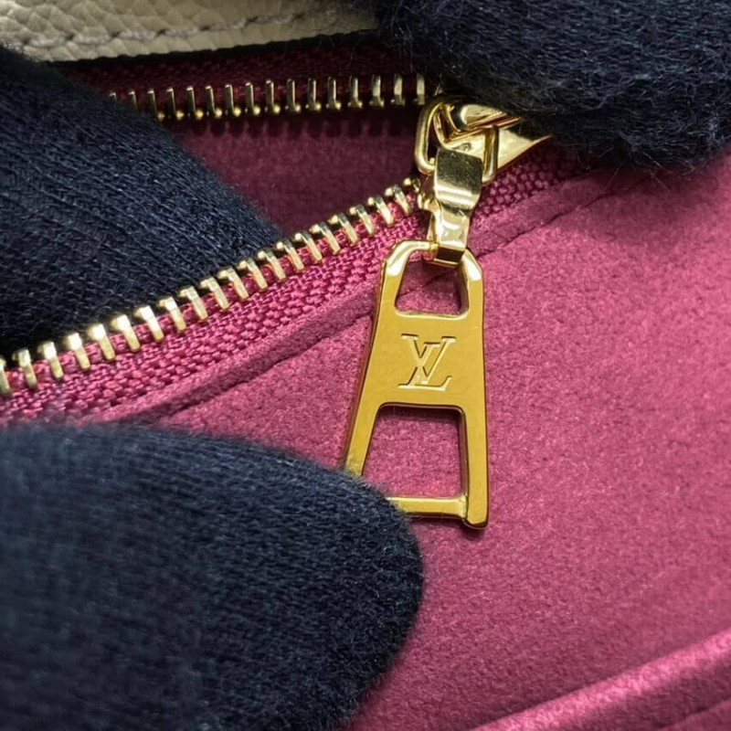 Replica Louis Vuitton On My Side Mm M56934 M58485