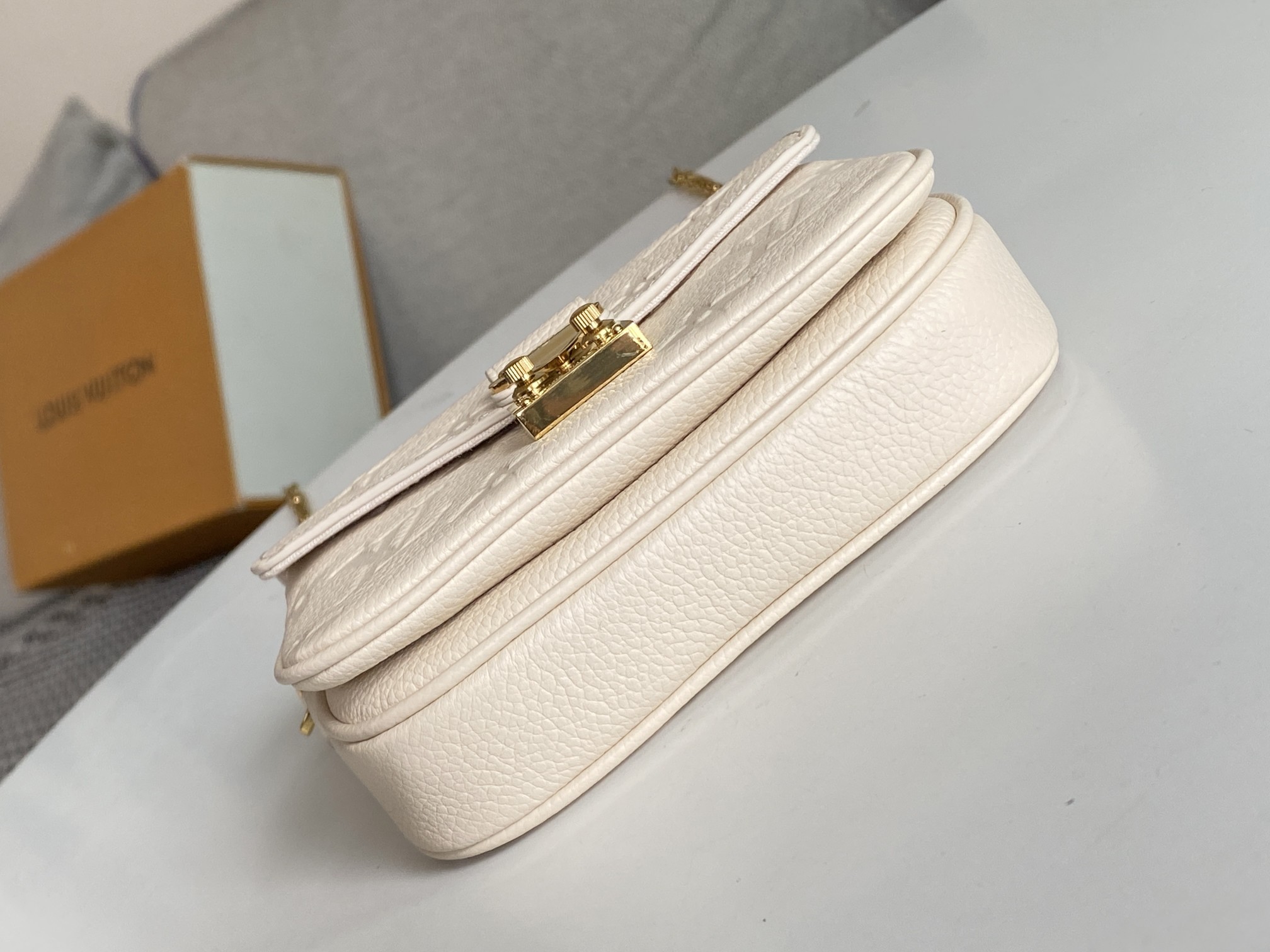 Replica Louis Vuitton Pochette Micro Metis Bag