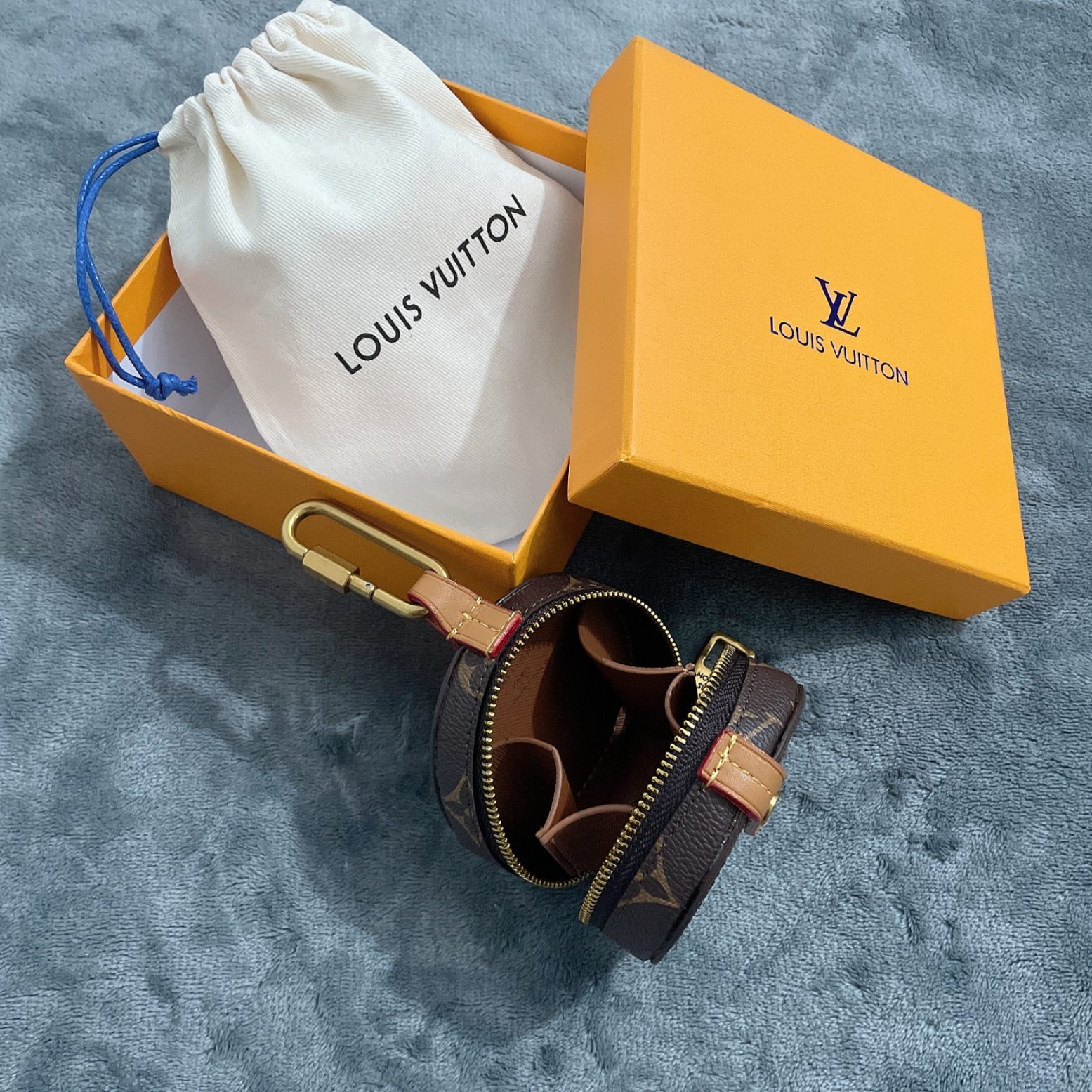 Replica Louis Vuitton Monogram Bag Charm Chain Coin Wallet L07