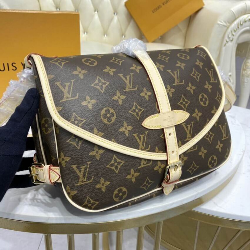 Replica Louis Vuitton Monogram Canvas Saumur Mm M40710