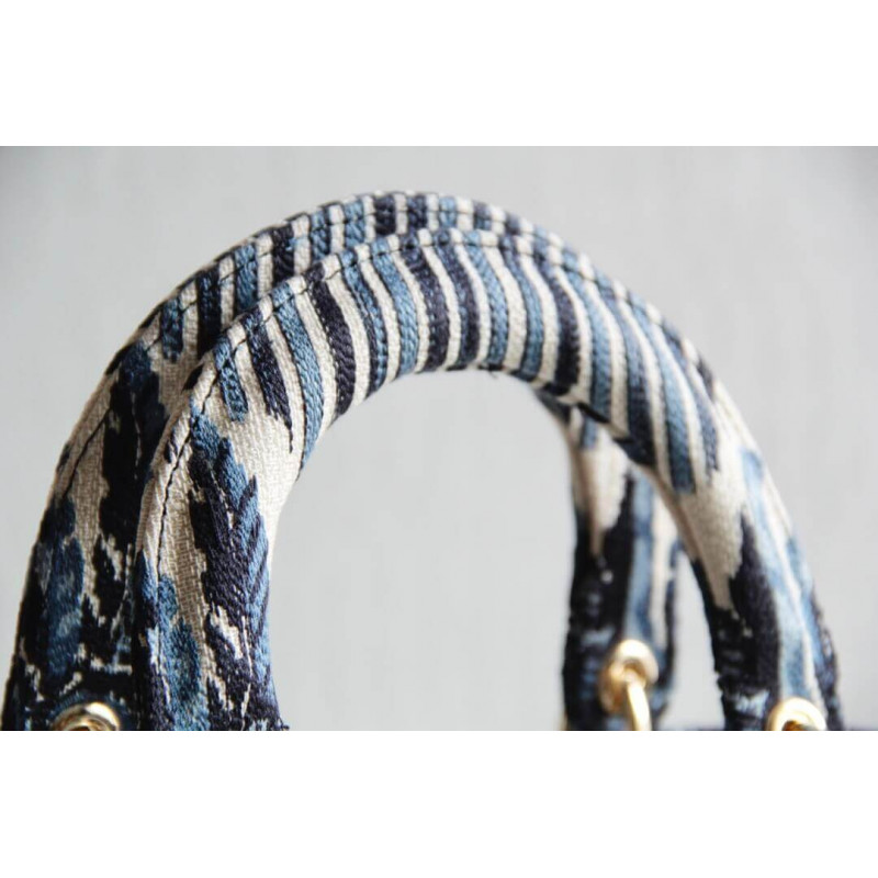 Replica Dior Medium Blue Alms Embroidery Lady D-Lite Bag M0565
