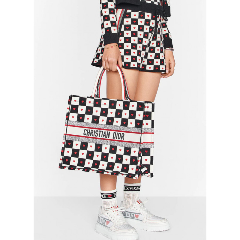 Replica Christian Dior Dioramour Book Tote D-Chess Heart Embroidery M1286